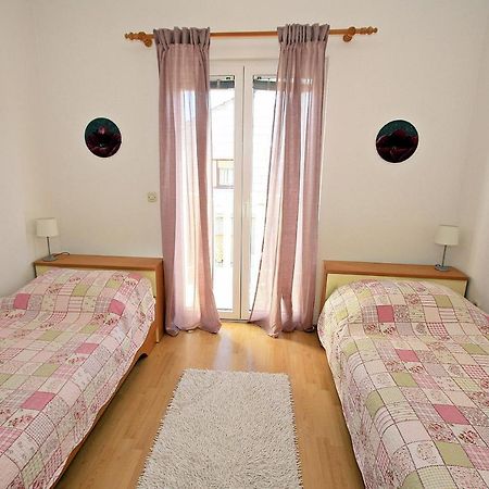 Apartments Mara Supetar Luaran gambar
