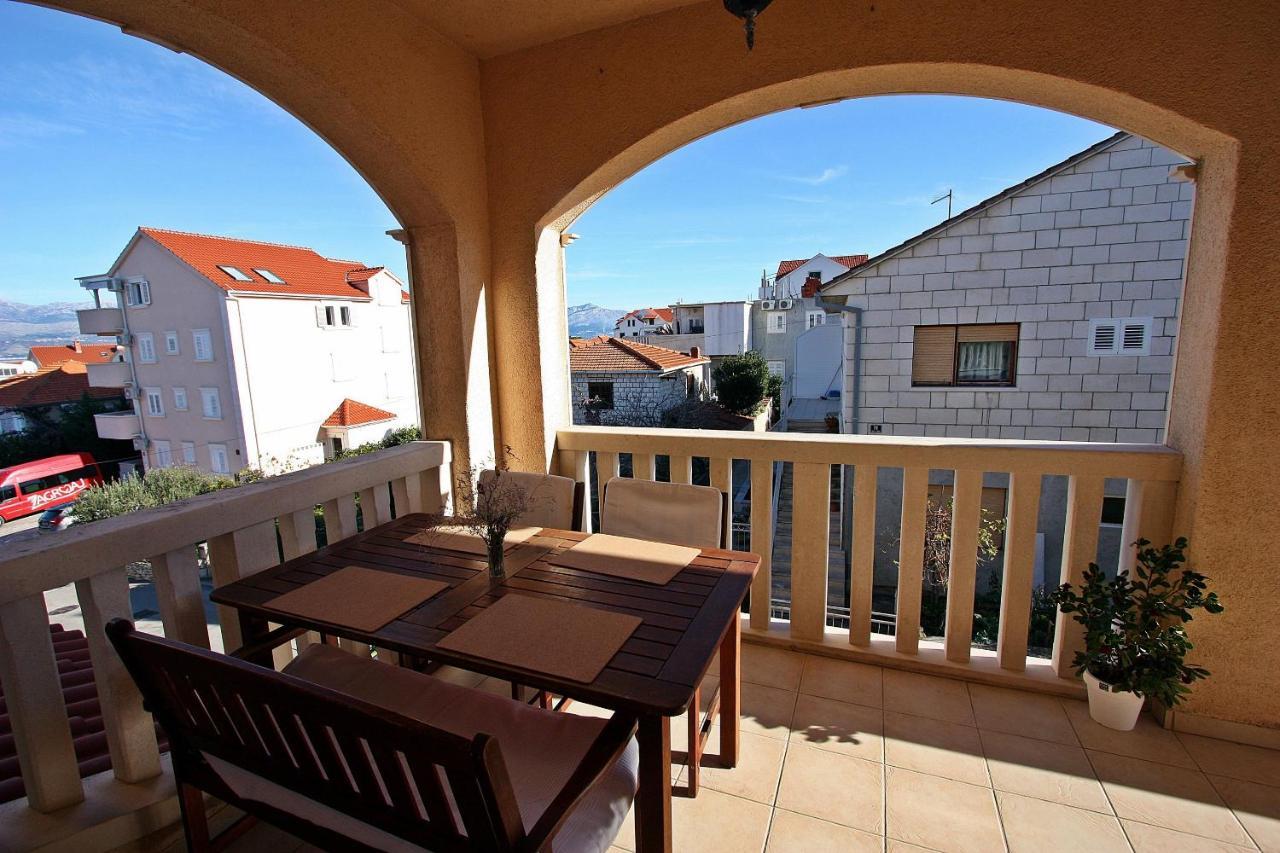 Apartments Mara Supetar Luaran gambar