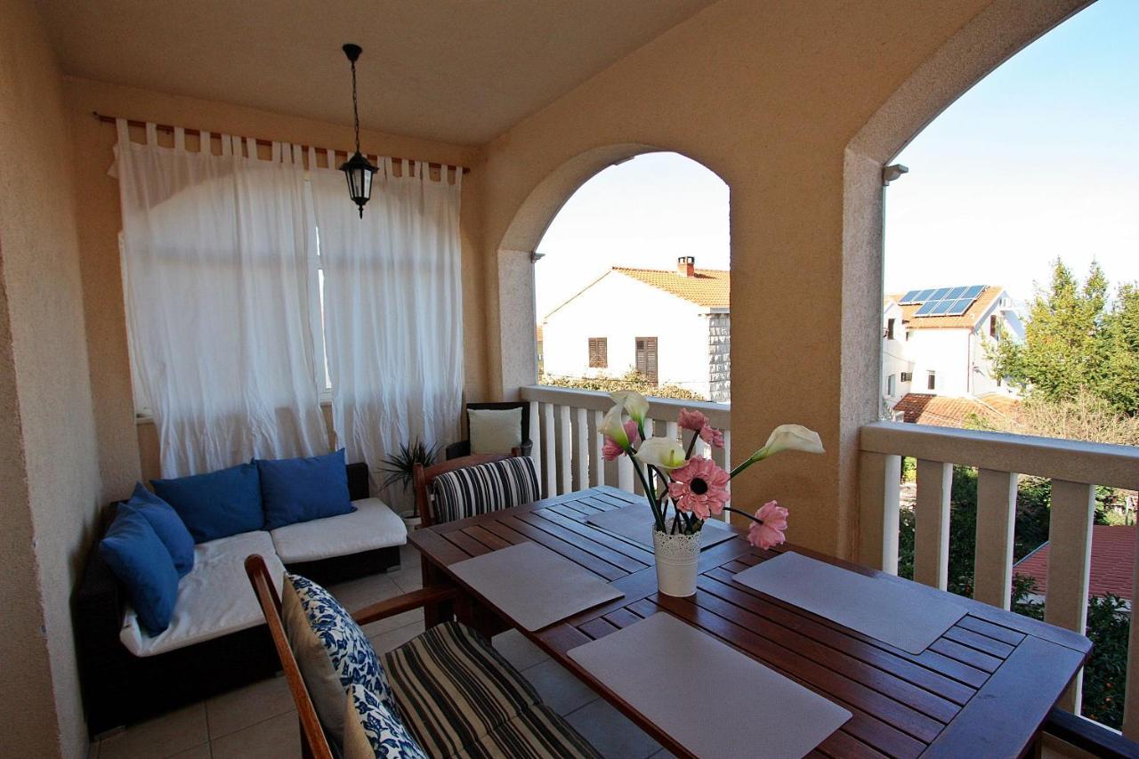 Apartments Mara Supetar Luaran gambar
